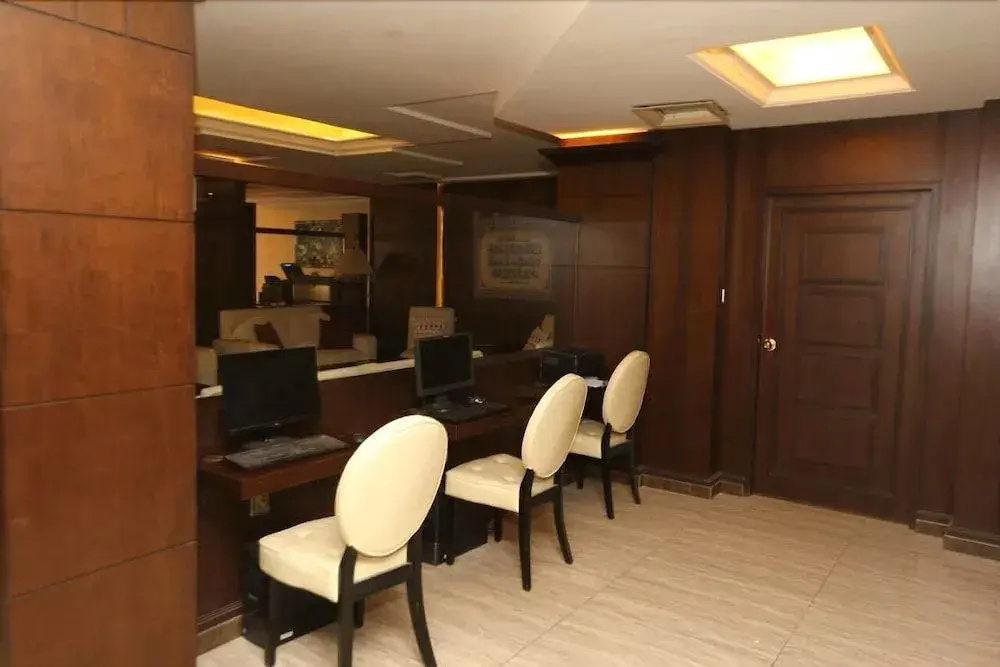 Al Zaitouna Hotel