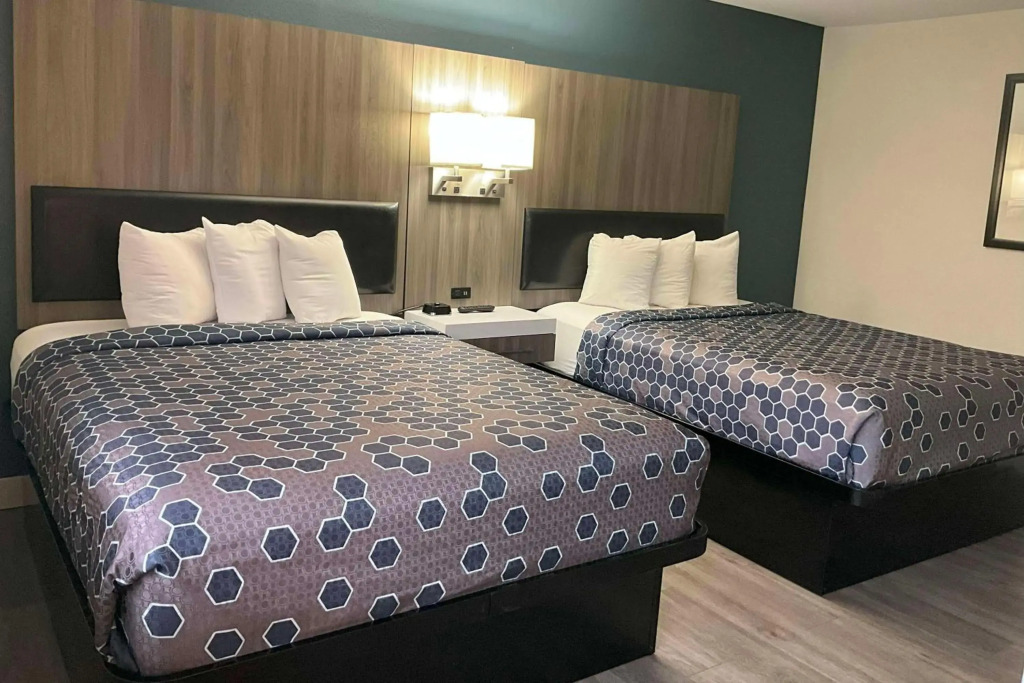 Baymont by Wyndham Kent - Seattle