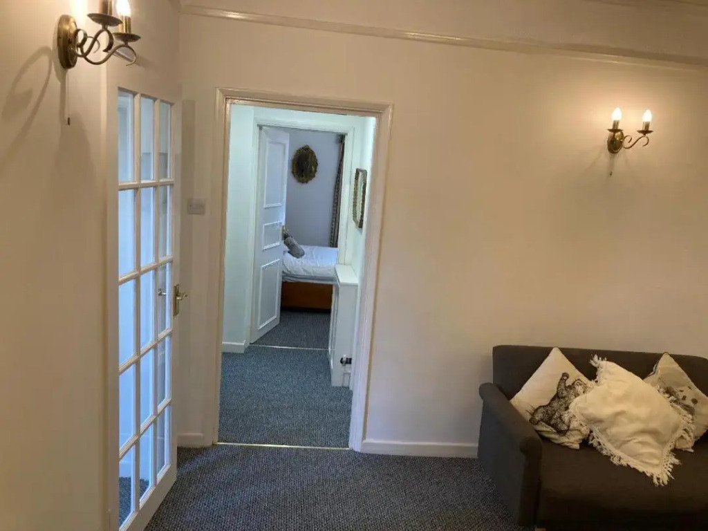 Abingdon Owner Apartment 19