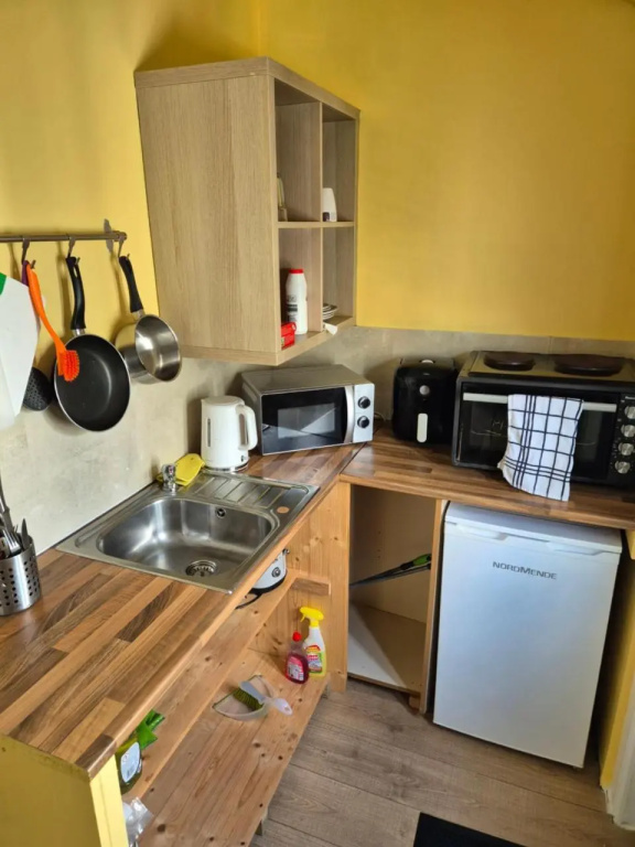 17b DB Airbnb