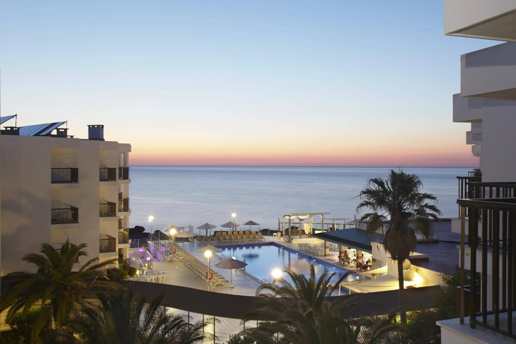 Aparthotel Nereida