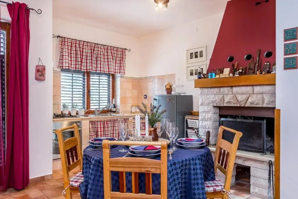 Apartments Mirna