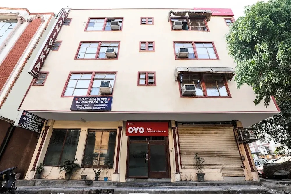 Oyo 22135 Hotel Kanishka Palace