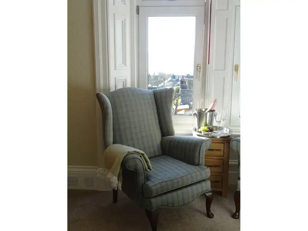 B&B Lillian May