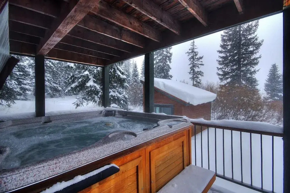 Casa De Plata 5 Bedroom Home by RedAwning