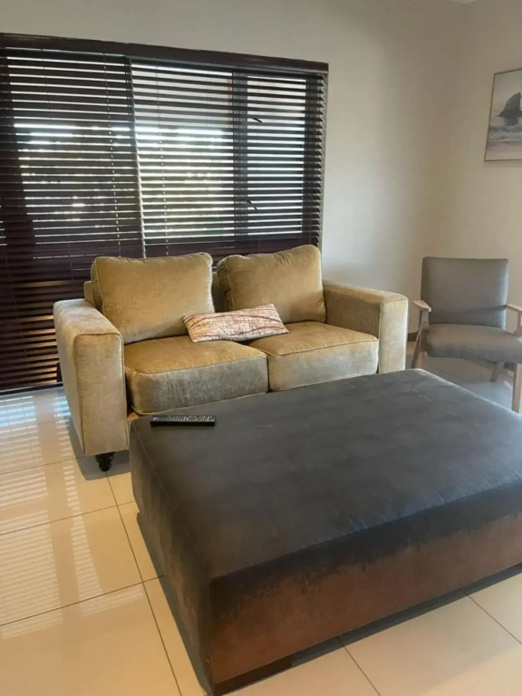 Luxury Spacious Executive Apartment