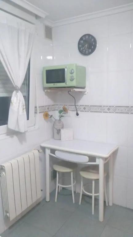 Apartment With one Bedroom in Gijón - 1 km From the Beach