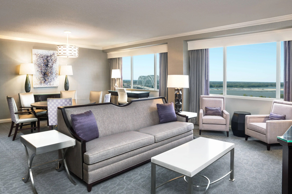 Memphis Riverline Hotel
