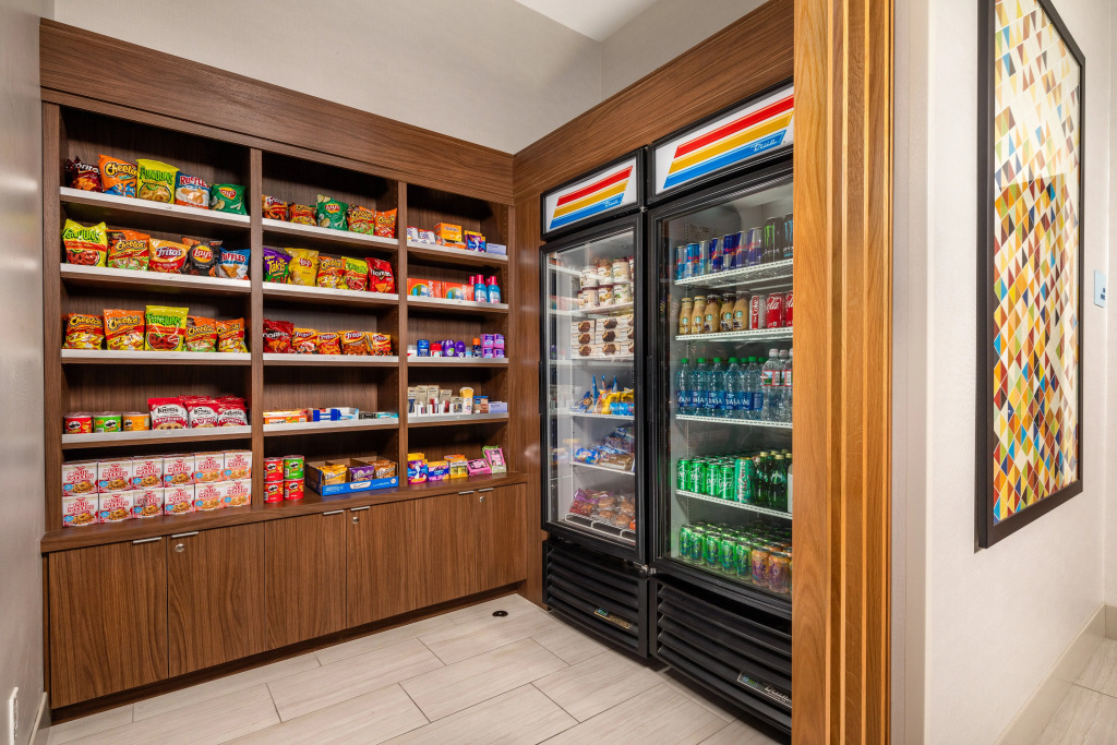 Holiday Inn Express & Suites Chatsworth by IHG