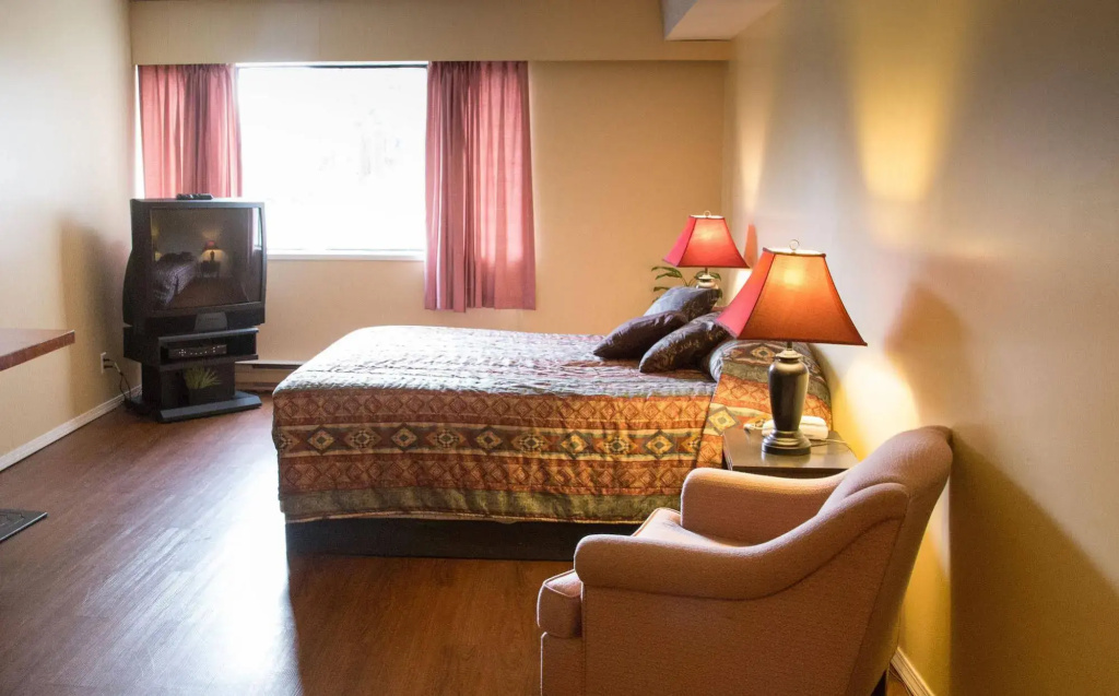 Providence Place Inn