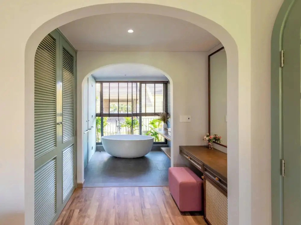 Hometown Pinky 3 BRS Pool Villa Hoi An