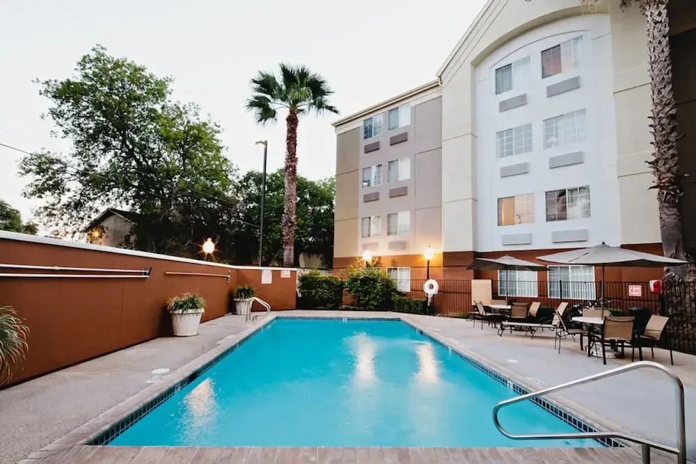 Candlewood Suites San Antonio Northwest Medical Center