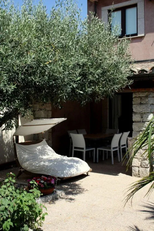 Hibiscus B&B