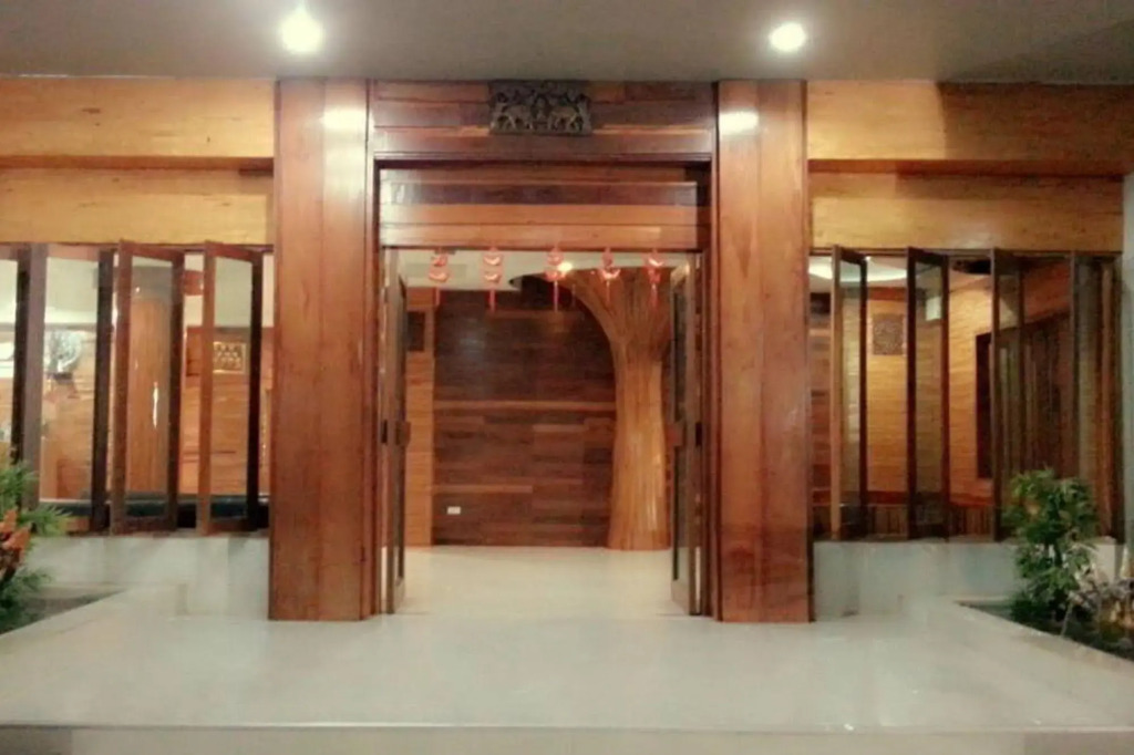 Nakara Montra Hotel