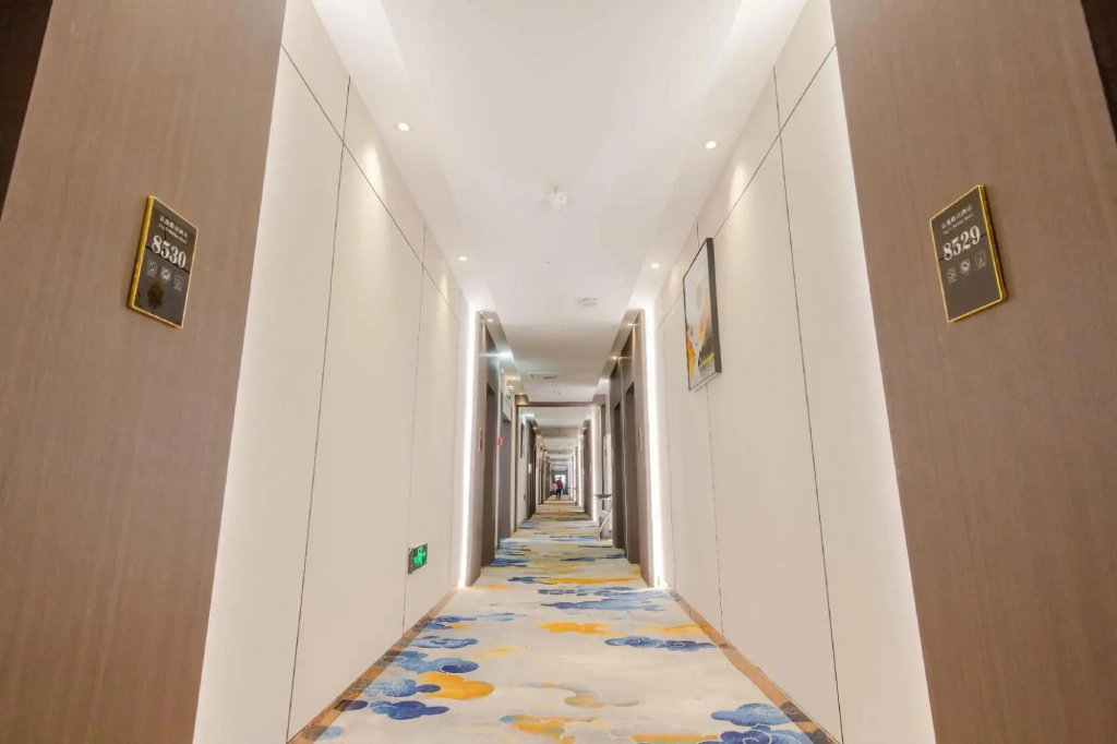 Jingyi Holiday Inn West of Fujian