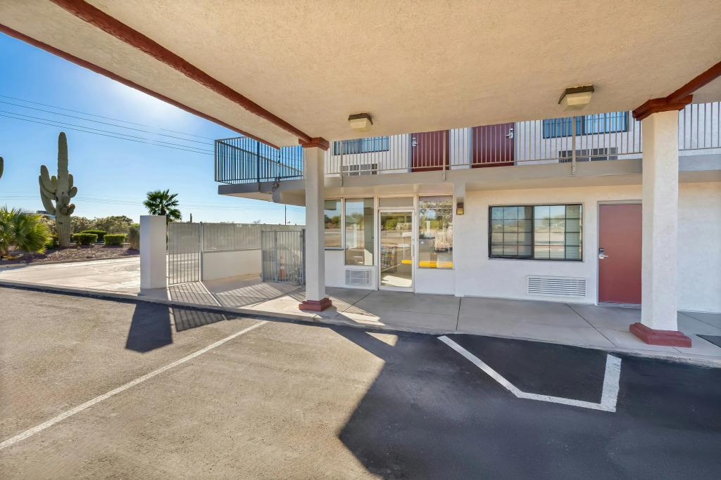 Red Roof Inn Tucson - Vail
