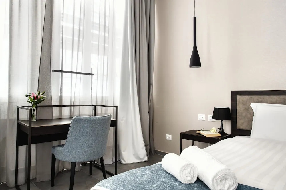 Superb Room for 4 near Duomo di Milano