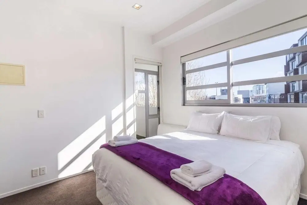 Modern CBD Auckland Apartment