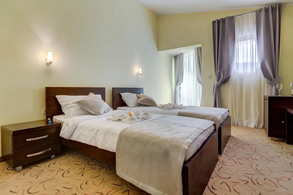 Hotel Odissey Jaz