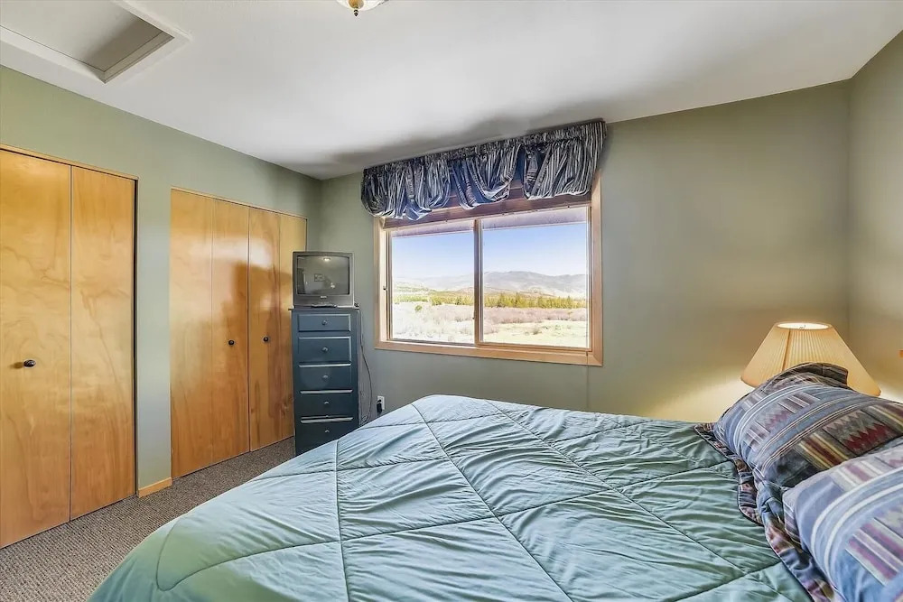 Lagoon 736d 2 Bedroom Townhouse by RedAwning