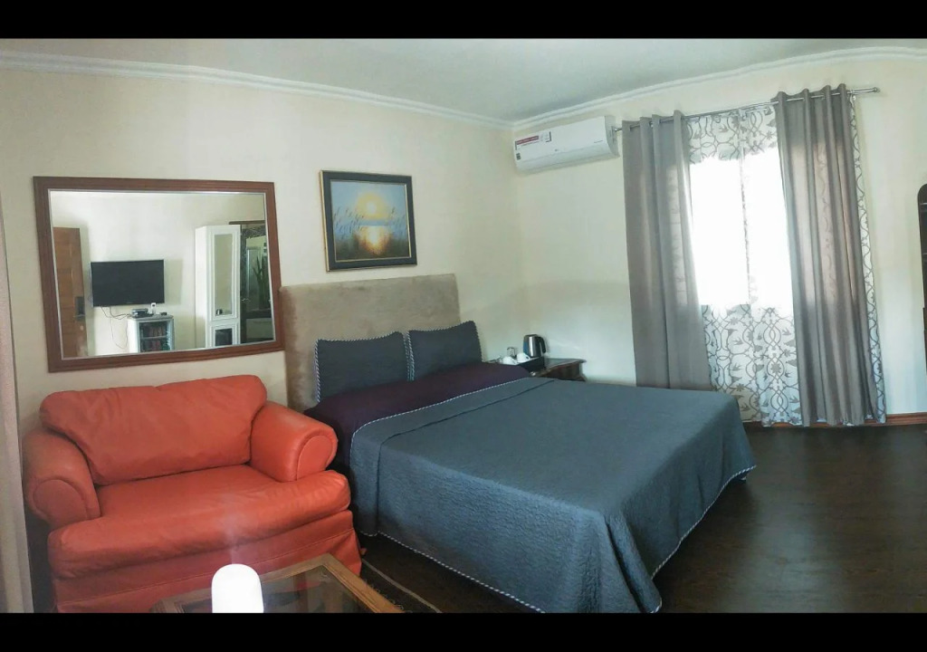 Foxys Beach Resort