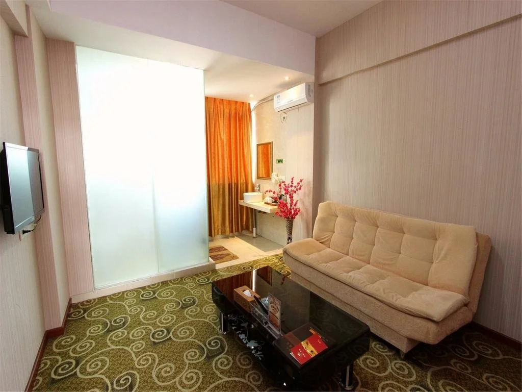 Civil Aviation Hotel