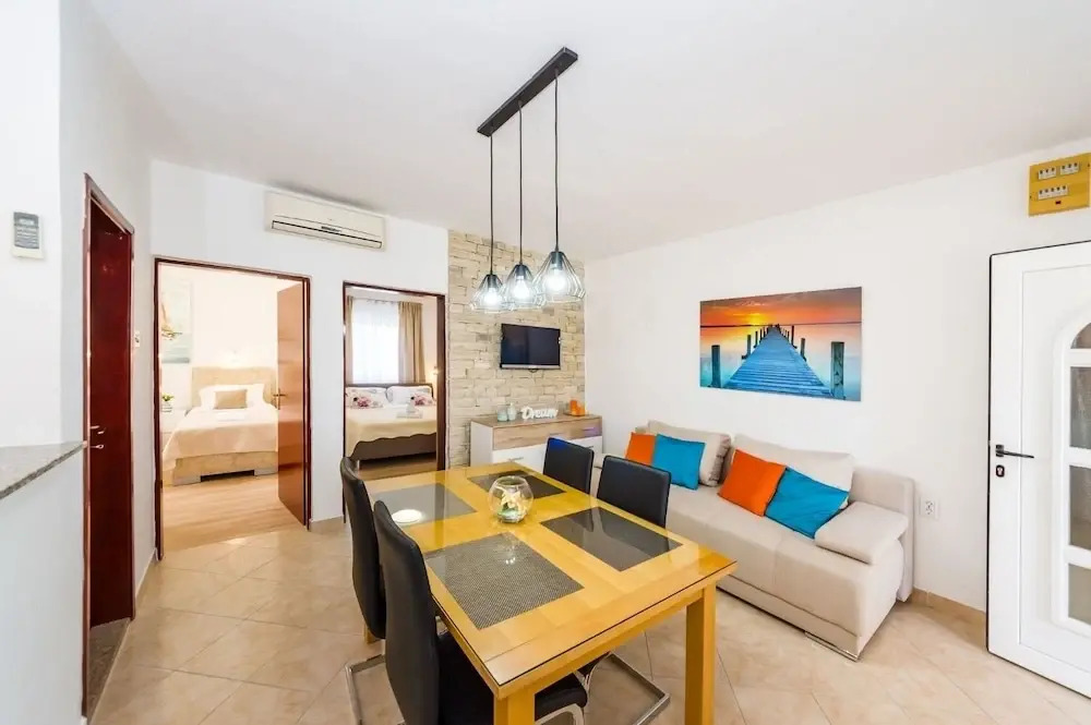 Apartment Dreamy - free parking A2 Nin, Zadar riviera