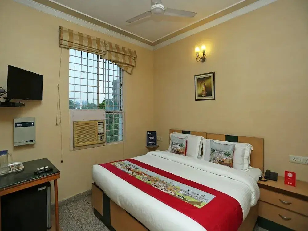 OYO Rooms Near Jalvayu Towers- Sector 56