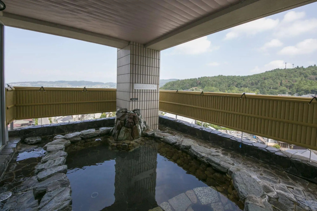 onsen hotel OMOTO