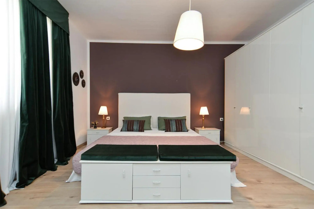 House Desanka 2102