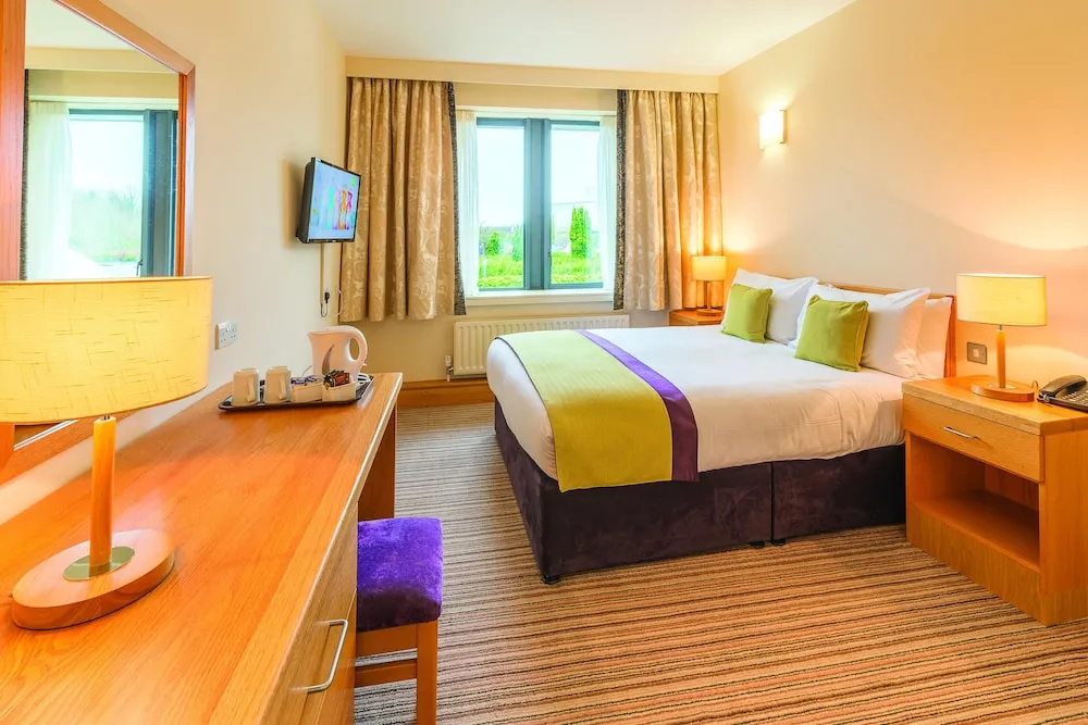 Knock House Hotel