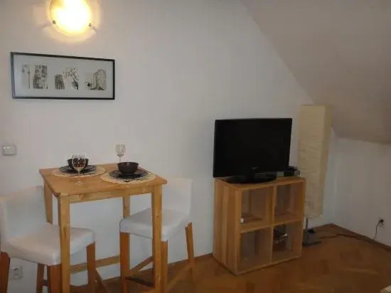 Cosy Studio Apartment Near Florenc in Prague