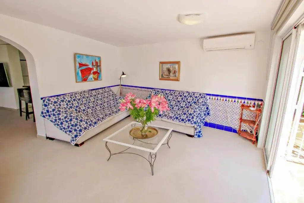 Los Terribles - sea view villa with private pool in Benissa