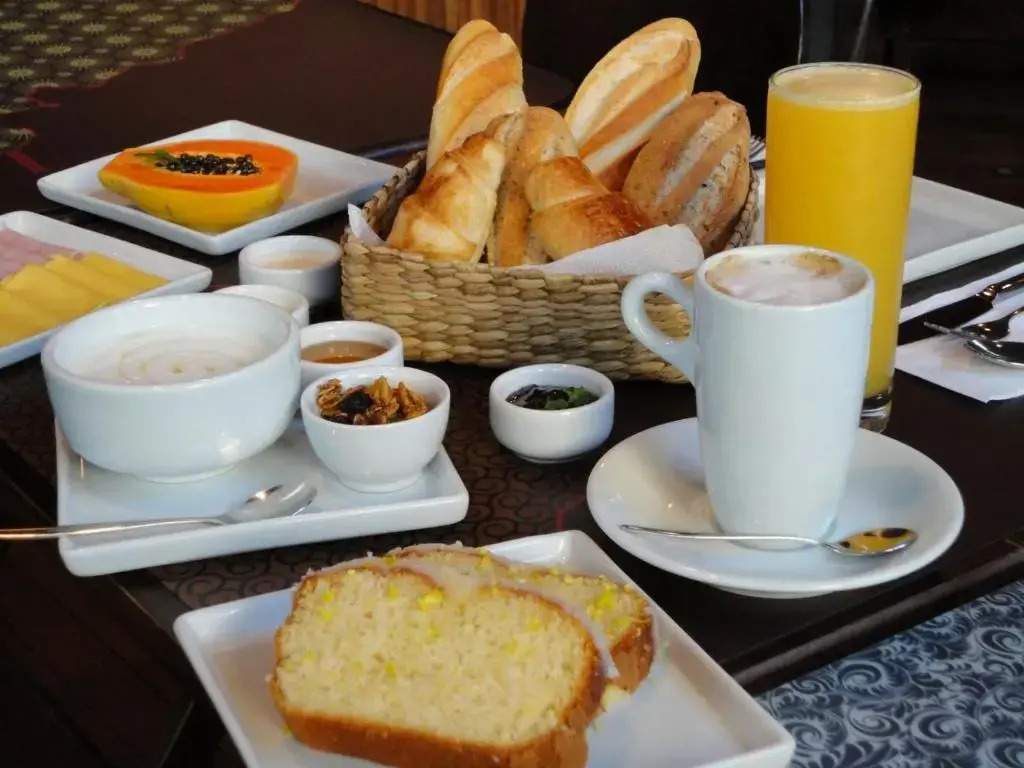 Stoes Traditional Suites