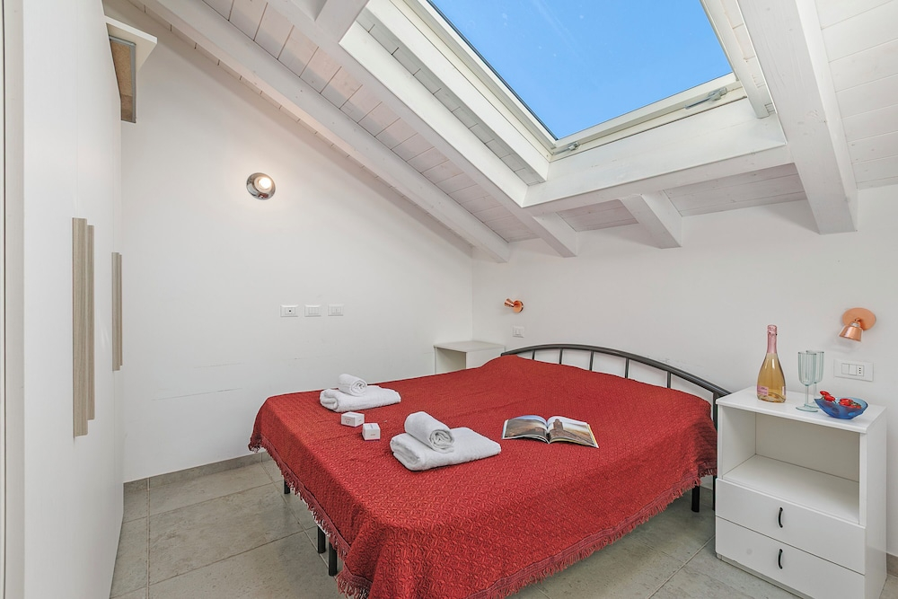 Paolo & Elisa - Sea Front Apartments