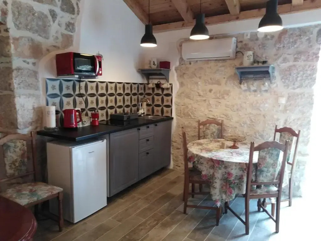 Studio apartmani Šverko