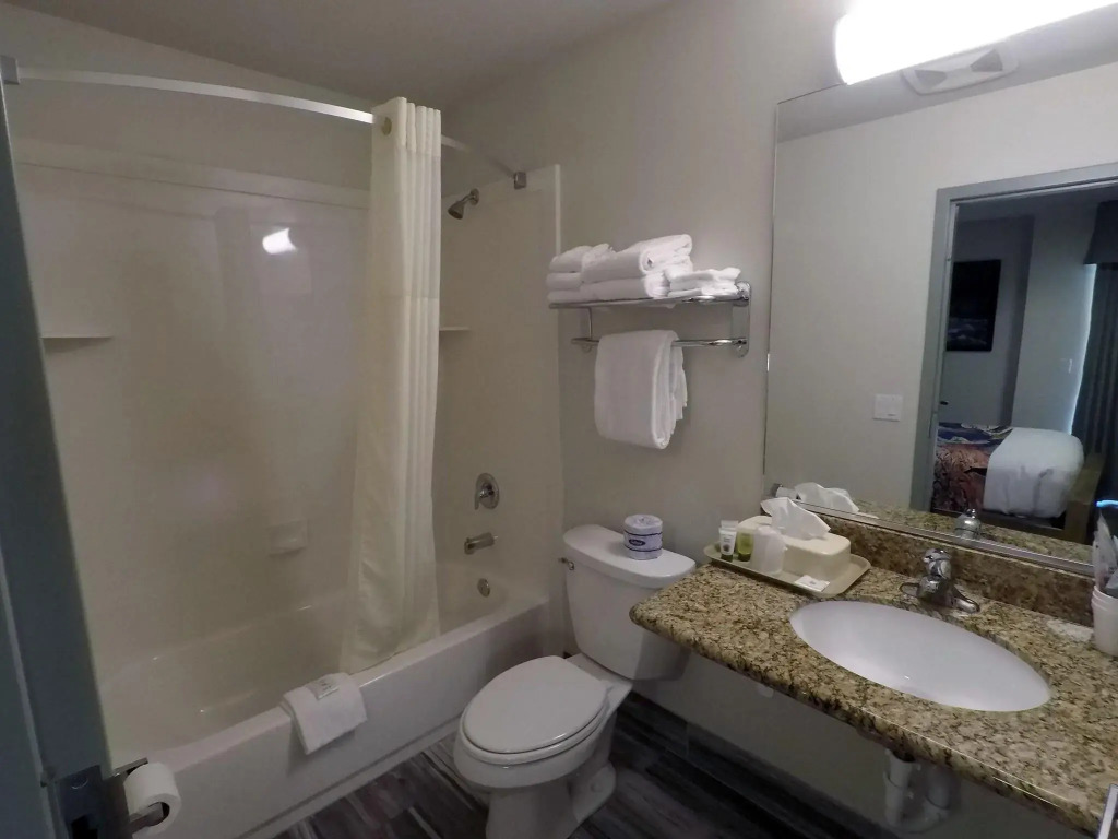Bumbleberry Inn