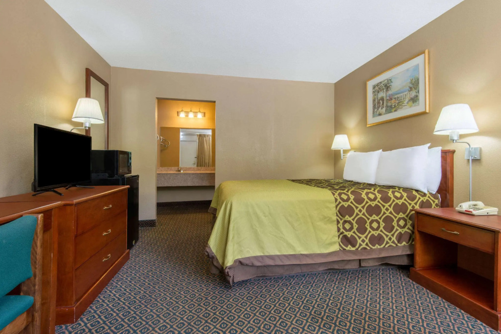 Hampton Inn By Hilton Clanton