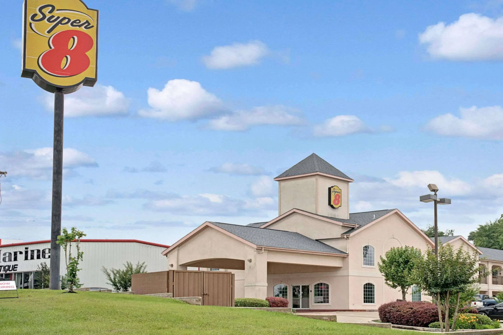 Quality Inn Montgomery - Lake Conroe