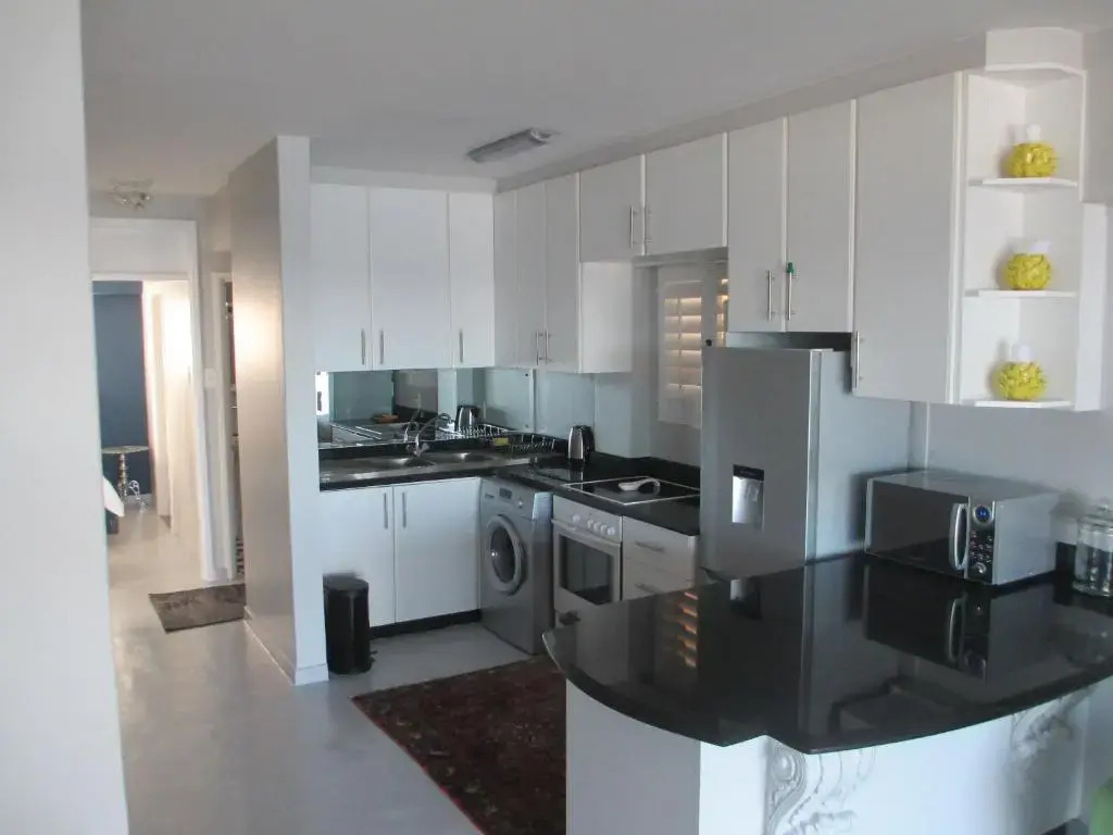 Apartment 20 Bronze Bay