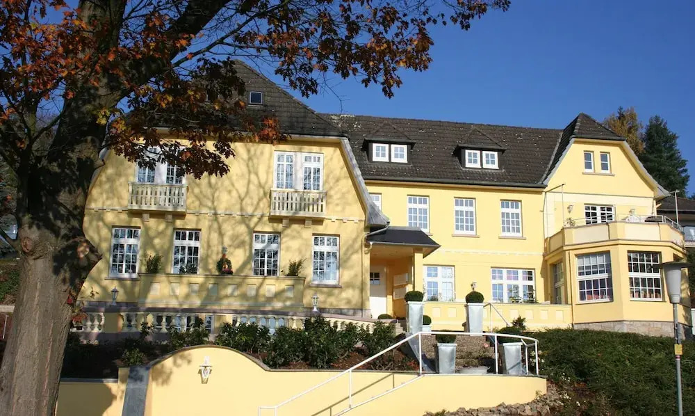 Relaxa at a luxurious villa in Bad Pyrmont