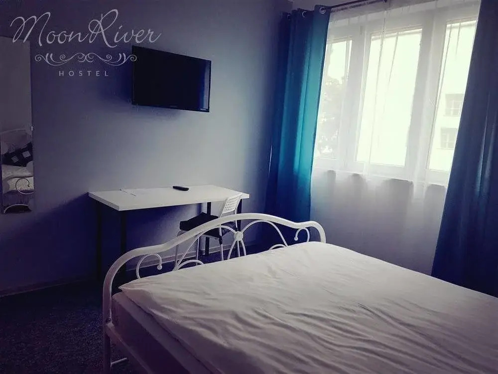 MoonRiver Inn