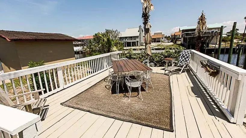 Destin Vacation Homes by Holiday Isle