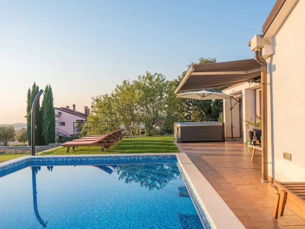Wonderful, Modern Villa With Pool, Whirlpool and Garden, Near Rovinj