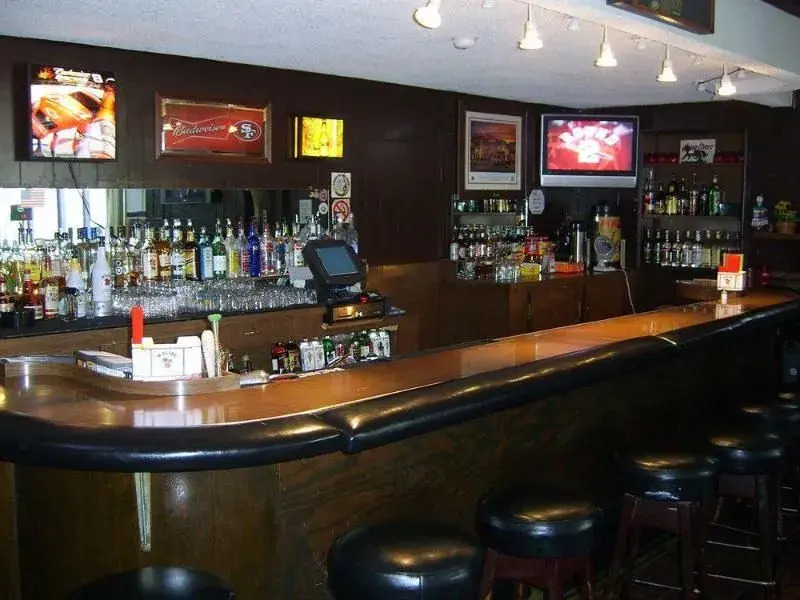 Hillsdale Inn