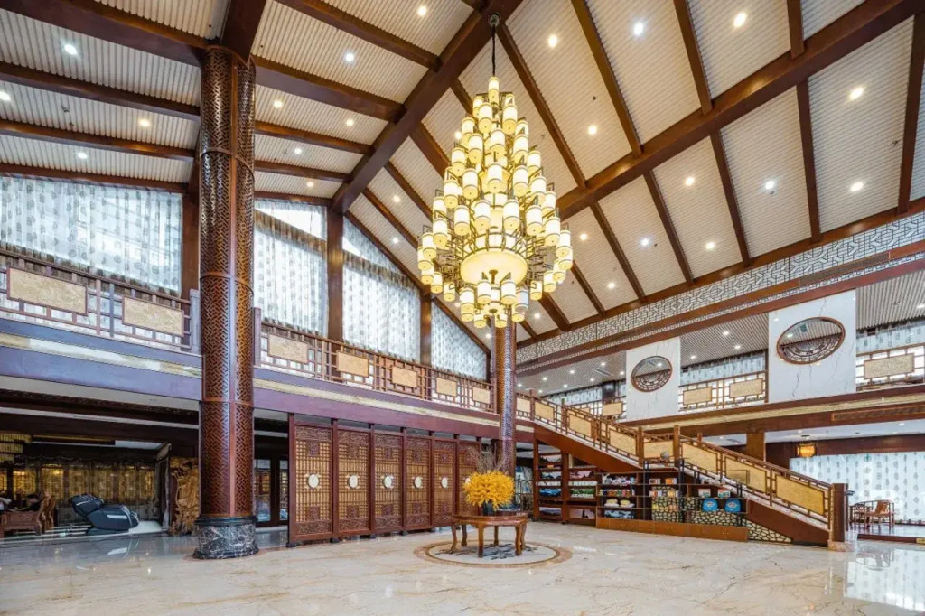 Rezen Hotel S&N