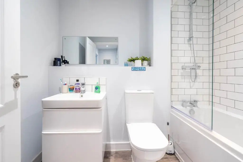 MAEVELA Apartments - ULTRA High-End New Build Apartment ✪ City Centre, Digbeth ✓ With JULIET BALCONY - ROOFTOP TERRACE - PS4 & Smart TV's