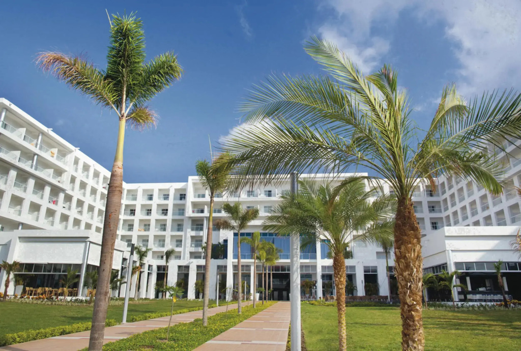 Hotel Riu Playa Blanca - All Inclusive