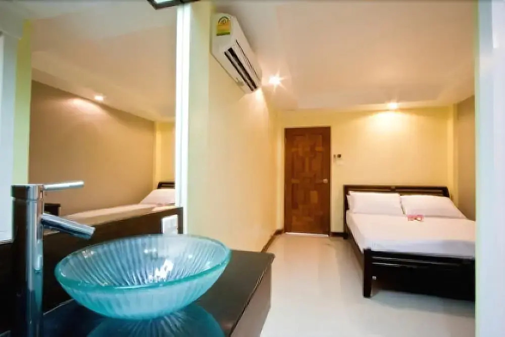 Hub53 Hip Hotel - Hostel