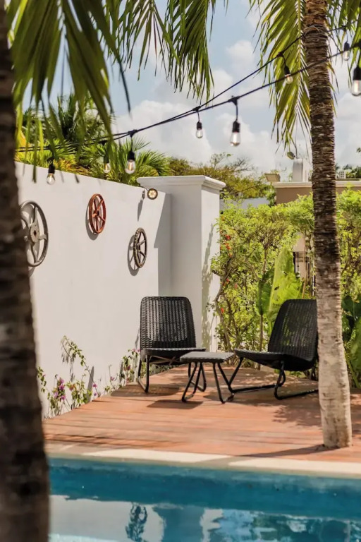 *CASA ALUXES- Guesthouse*